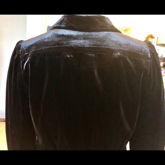 Juicy couture high quality thick velour cropped jacket. High Quality Rhinestone - Picture 11 of 12